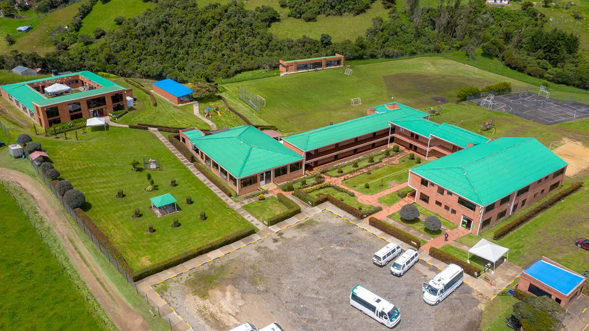 Foto GIMNASIO CAMPESTRE LOS ALPES